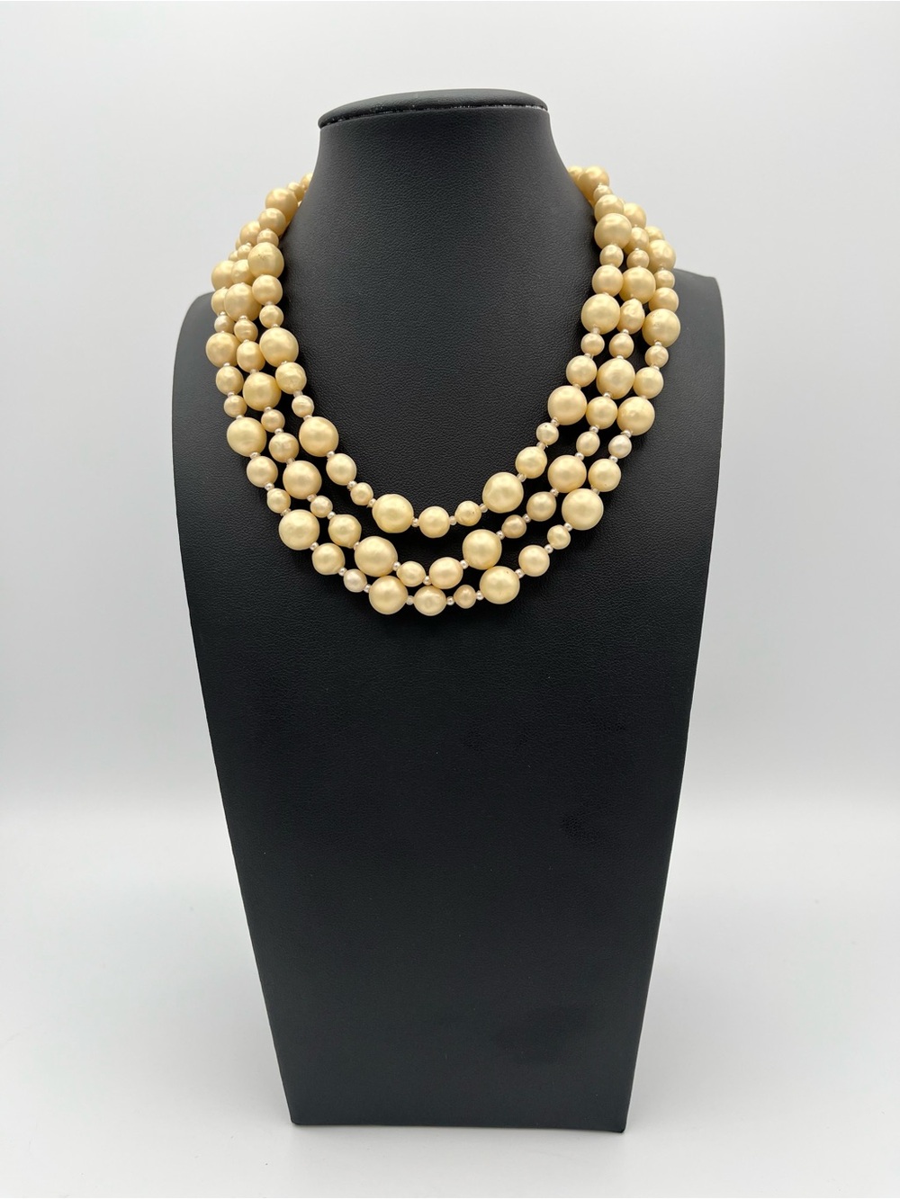 Layered Cream Pearl Bead Necklace